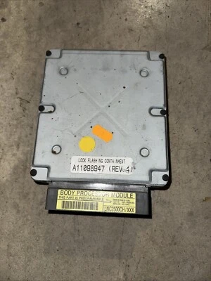 1998 1999 2000 01 02 2003 Jaguar XJ8 VANDEN PLAS CARROCERÍA PROCESADOR MÓDULO LNG2500AC Foto 1 de 3