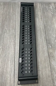 Panel de conexión universal Hubbell HP648U categoría 6 Cat6 48 puertos, negro - Imagen 1 de 9