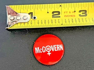 Vintage 1972 Presidential Campaign Button / Pin George McGovern - Picture 1 of 1