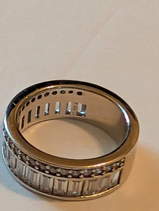 Anello a fascia infinito N 925 CN in argento sterling zirconi misura 925 6,5 pesi 6,9 G - Foto 1 di 10