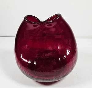 Small Handblown BLENKO Red Pinched Crackle Glass Ivy Vase - Picture 1 of 4