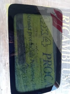 Vetro Fisso Posteriore Dx Suzuki Jimny 1.3 Benzina K15b - Imagen 1 de 3