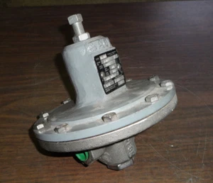 Nuevo Fisher Controls Tipo 95 L-105S Regulador de Presión Inoxidable 1/2" NPT - Imagen 1 de 5