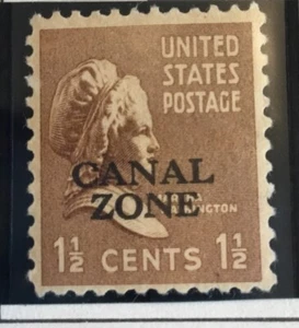US Canal Zone 1 1/2 Cent Martha Washington Stamp - Picture 1 of 1