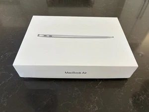 Apple MacBook Air 13 Inch M1 8C CPU 7C GPU 8GB RAM 256GB SSD Space Gray - Afbeelding 1 van 10