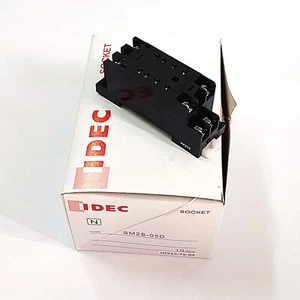IDEC SM2S-05D Relay Base New ⊕IK - Picture 1 of 4