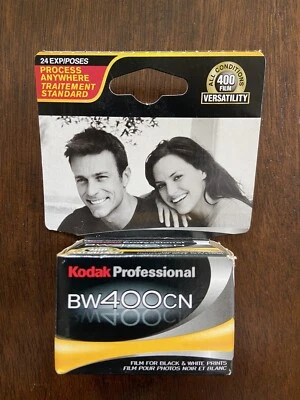 Película profesional Kodak BW400CN de 35 mm en blanco y negro exp. 1/2009 C-41 Proceso 24 Exp. Nuevo en caja Foto 1 de 4