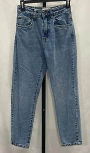 Cotton: On ladies size 2 mom jeans. - Picture 1 of 8