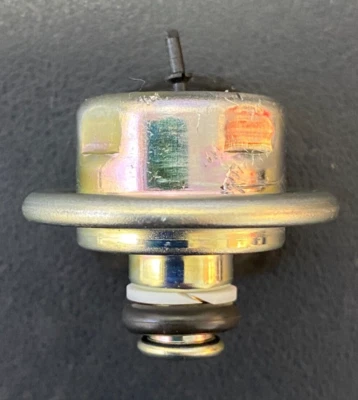 OEM FPD23 NEW Fuel Injection Pressure Damper - Image 1 of 4