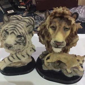 Löwe & Tiger Kopf Büsten - hochdetaillierte Tierstatue Resin Joe Exotic - Bild 1 von 5