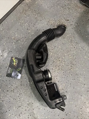 Filtro de admisión de aire Subaru Forester 2014-2016 limpiador tubo de conducto de admisión OEM A5232 Foto 1 de 3