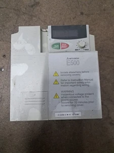 Mitsubishi FR-E520S-0. 4K- EC INVERTER - Picture 1 of 3