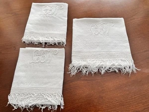 DREI große makellose Vintage weiße Huck Leinen Handtücher mit Fransen MONOGRAMM "LBW" - Bild 1 von 17