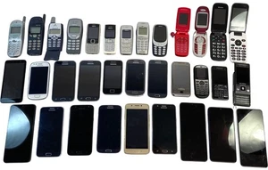 Scrap Mobile Phones Vintage Modern Samsung Nokia Job Lot Bundle 4kg - Photo 1 sur 8