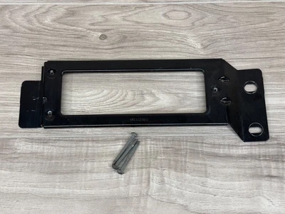 Jeep Liberty 2004 3,7 L V6 4x4 manual ECM ECU soporte/base OEM de fábrica. Foto 1 de 4