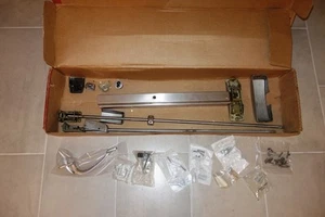 Dispositivo de salida de pánico de varilla vertical Sargent - Imagen 1 de 7