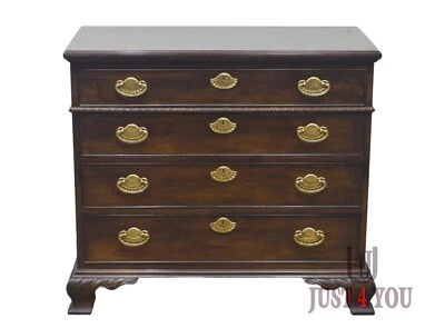 Холостяцкий комод с полосками Henredon  - Изображение 1 из 4