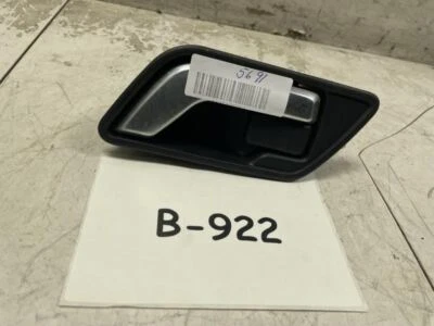 Land Rover LR2 2008 manija interior de la puerta trasera izquierda del lado del conductor OEM+ Foto 1 de 4