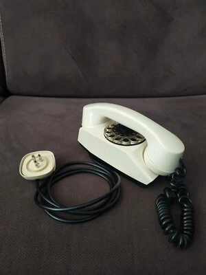 Telefono Vintage SAFNAT  TS mod. Chicco design M.  Nizzoli -  anni 60/70  - Immagine 1 di 4