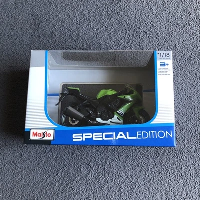 Maisto 1/18th Scale Kawasaki Ninja ZX-10R Special Edition Diecast Motorcycle - Image 1 of 4