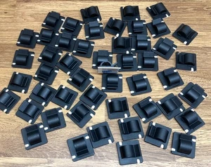 50x BLACK SELF ADHESIVE NYLON CABLE CLIPS SIZE MEDIUM 25mm x 25mm FOR 10mm CABLE - Picture 1 of 2