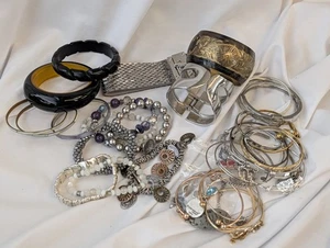 Armband Manschette CHARM Schmuck Konvolut Vintage Modern Kostüm Tragbar & Basteln Mystery - Bild 1 von 17