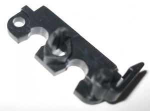 BMW M40 Engine Accelerator Throttle Body Cable Clip 13541709712 New Genuine - Picture 1 of 2