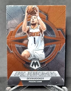 Panini Mosaic #10 2022 Devin Booker Epic Performers Silver Mosaic Suns-RM72 - Imagen 1 de 2
