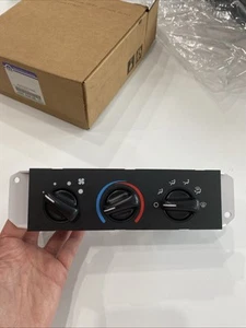 NUOVO MOPAR RICAMBIO PANNELLO CLIMATIZZATORE HVAC 55056556AB - Foto 1 di 8