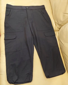 MOVING SALE NEW KATHMANDU WOMEN'S 3/4 BLACK HIKING QUICK DRY PANTS 10 - Picture 1 of 2