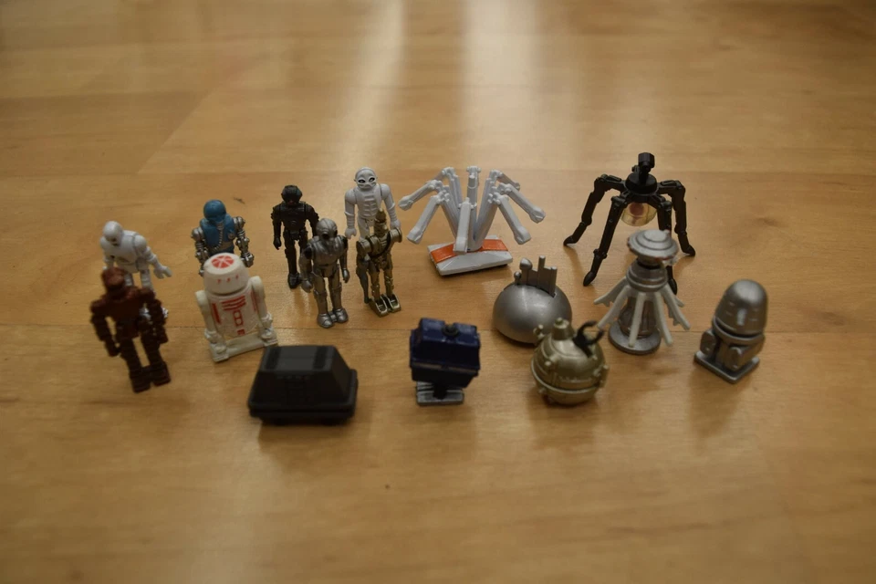 Figura Miniatura Star Wars Micro Machines TÚ ELIGES 1995 Paquete Droides Actualización. 11/5/25 Foto 1 de 1