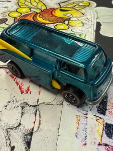 UNRESTORED Vintage 1969 Hot Wheels Redlines BEACH BOMB Volkswagen AQUA w/Surf - Picture 1 of 18