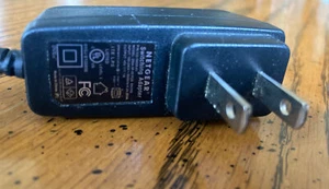 NETGEAR Switching Adapter DSA-5P-05 FUS 050100 - Picture 1 of 3