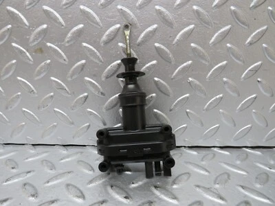 ⚙27496⚙ Mercedes-Benz S124 300TE Wagon Door Lock Vacuum Actuator Rear Right - Image 1 of 4