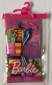 Barbie Moda Pack Conjunto Vestido a Rayas con Accesorios - Imagen 1 de 5
