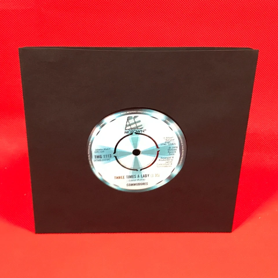 COMMODORES Three Times A Lady 1978 UK 7" vinyl single 45 record  LIONEL RICHIE ~ - Image 1 of 2
