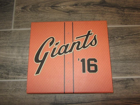 2016 San Francisco Giants Season Tickets Book w/ Box Coin MLB Baseball AT&T Rare Cover