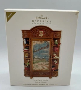 Hallmark 2011 Ornament Club Santa's Armoire Special Edition Repaint - Bild 1 von 9