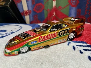 John Force Castrol GTX 1/24 Die Cast Car Signed Auto - Bild 1 von 8