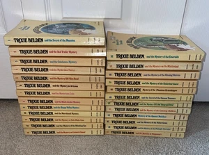 Julie Campbell/Kathryn Kenny Trixie Belden 25 Book Lot 1-21 23 29-31 Paperback - Picture 1 of 17