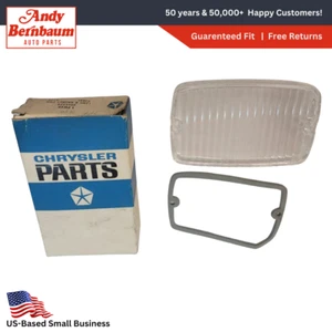 1971 Plymouth Satellite Wagon 4 Dr Right Parking Light Lens W/Gasket 3514324 NOS - Picture 1 of 4