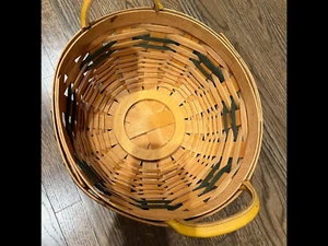 NEW LONGABERGER LIGHT BROWN WOVEN WOOD BASKET W HANDLES VINTAGE HOME DECOR NWT - Picture 1 of 4