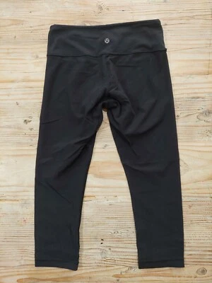 Lululemon Leggings Women 6 Black High Rise Crop Athletic Casual Active Pants - Image 1 of 4