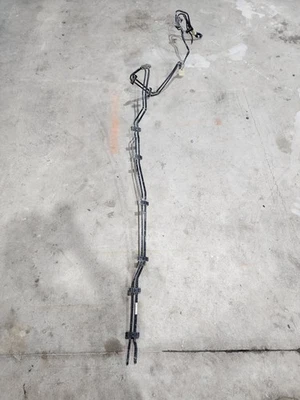 AUDI A8 S8 2013-2017 4,0 T piso de riel de línea de combustible gas con tubo de respiración 4H0201544T Foto 1 de 4