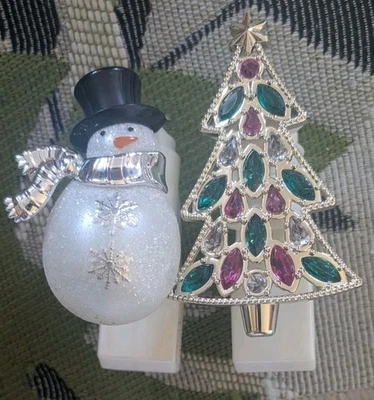 BATH AND BODY WORKS  VINTAGE WALLFLOWERS SNOWMAN And CHRISTMAS TREE ,Cute! - Image 1 of 4
