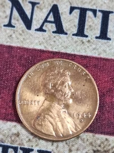 1944 D Lincoln Wheat Penny - Red Blazer - Uncirculated - Picture 1 of 2