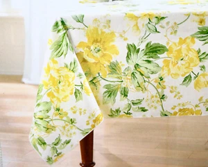 New JC PENNY HOME COLLECTION Wild Rose Tablecloth Oblong 60" x 84" Floral Yellow - Picture 1 of 6