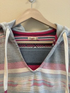 Suéter con capucha azteca a rayas Fatherly Byron para mujer talla pequeña - Imagen 1 de 9
