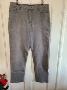 Jeans elásticos Gloria Vanderbilt Amanda talla 12 piernas cónicas gris - Imagen 1 de 7