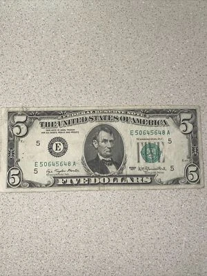 fancy serial number 5dollar bill trinary E50645648A - Image 1 of 4